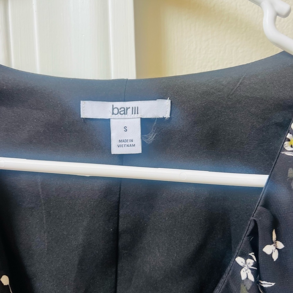 Bar III size small beautiful Floral Ruffle Black Dress - Picture 5 of 6